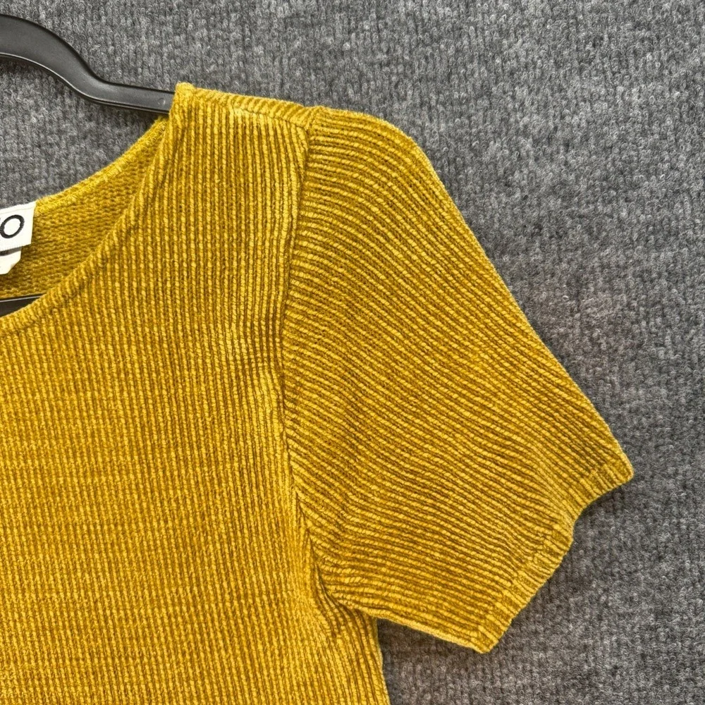 Clio Sweater Womens S Gold Pullover Short Sleeve Soft Old Money Quiet Luxury